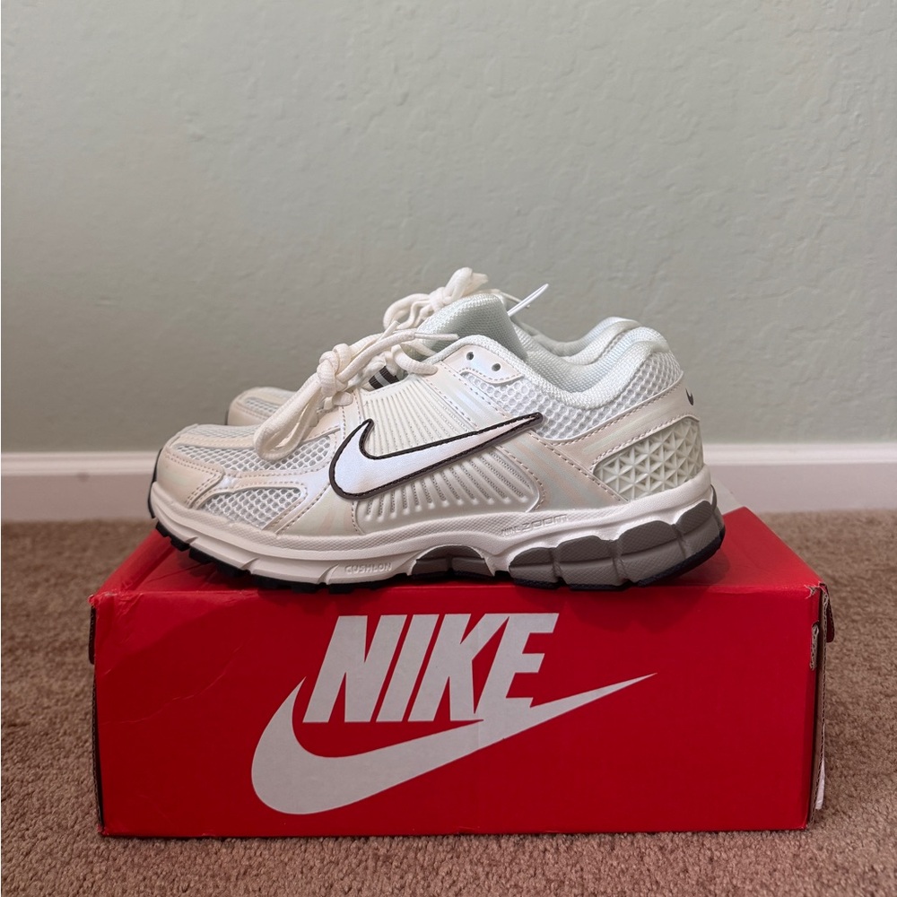 Nike Zoom Vomero 5